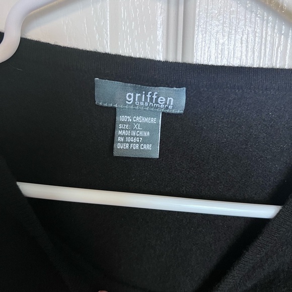 Cashmere Black Women's Crew Neck Sweater - Picture 3 of 5